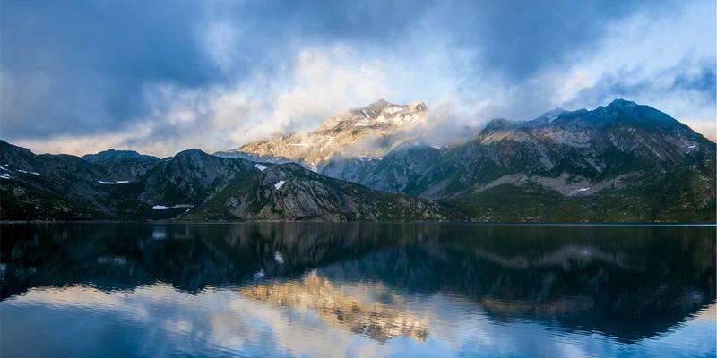 网络技术100：技术博客、免费工具与编程教程全指南